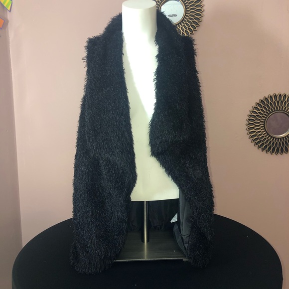 Jackets & Blazers - Black fur vest super soft